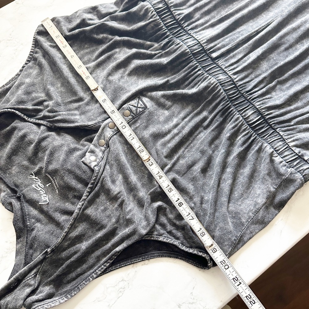 TORRID Love Sick Gray Acid Wash Sleeveless Hooded Jumpsuit Women's Plus Size 1X - Picture 8 of 12